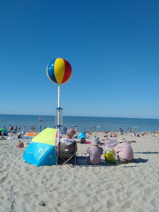 meublé saisonnier plage 200 m Dunkirk Exterior foto